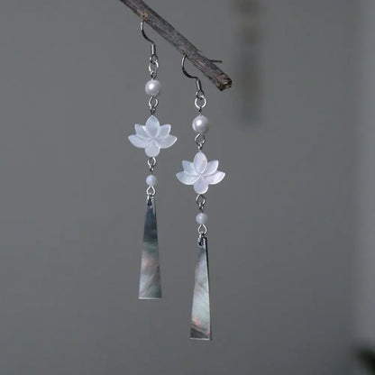 Silver lotus earrings with mother of pearl carving and black shell pendant Orienlu