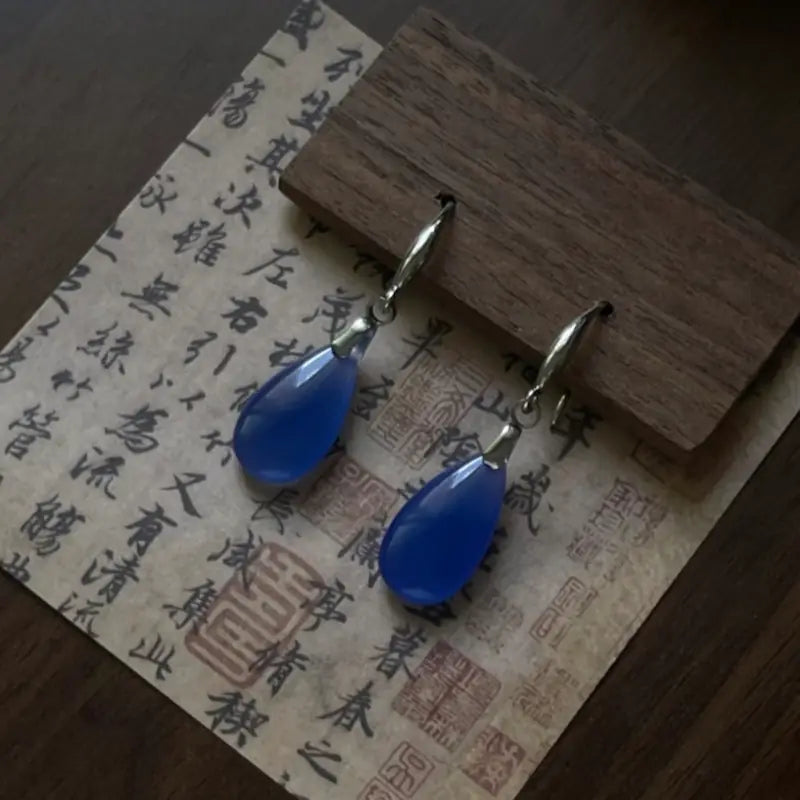 Handcrafted blue agate earrings with teardrop pendant and titanium hook — Orienlu